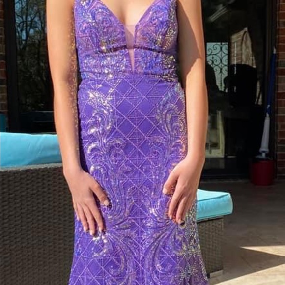 Prom Size 2 lace up back. Worn once. - Picture 2 of 4